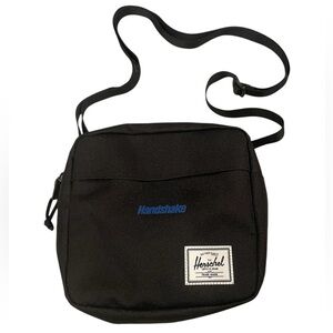 Herschel Supply Co Classic Crossbody Bag Purse Adjustable Strap Logo Unisex
